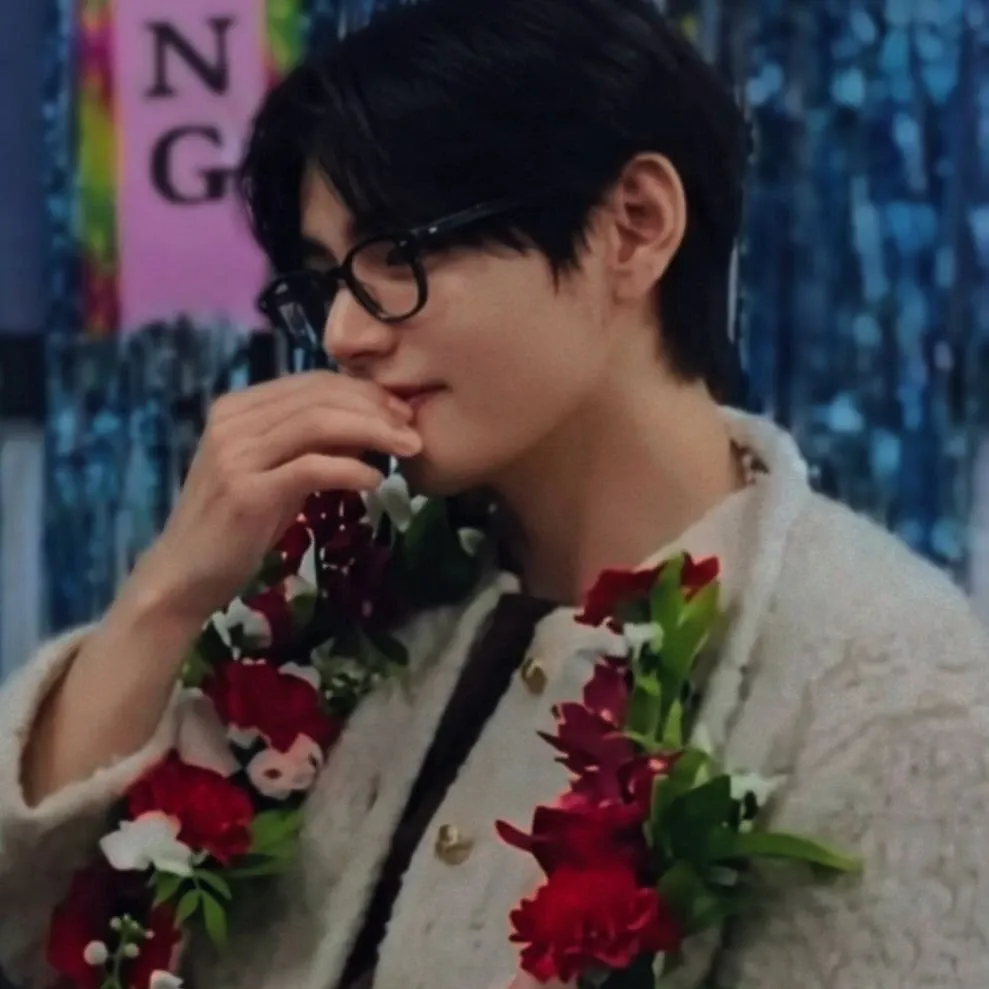 V (BTS)の舞台裏ショット