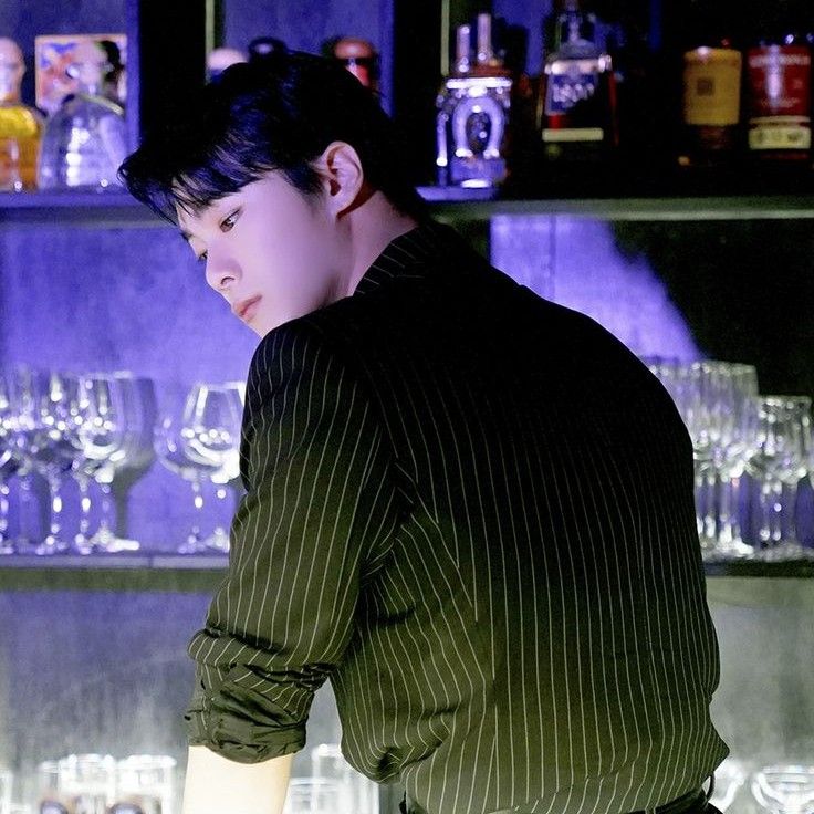 Latest photo of Moonbin (ASTRO)