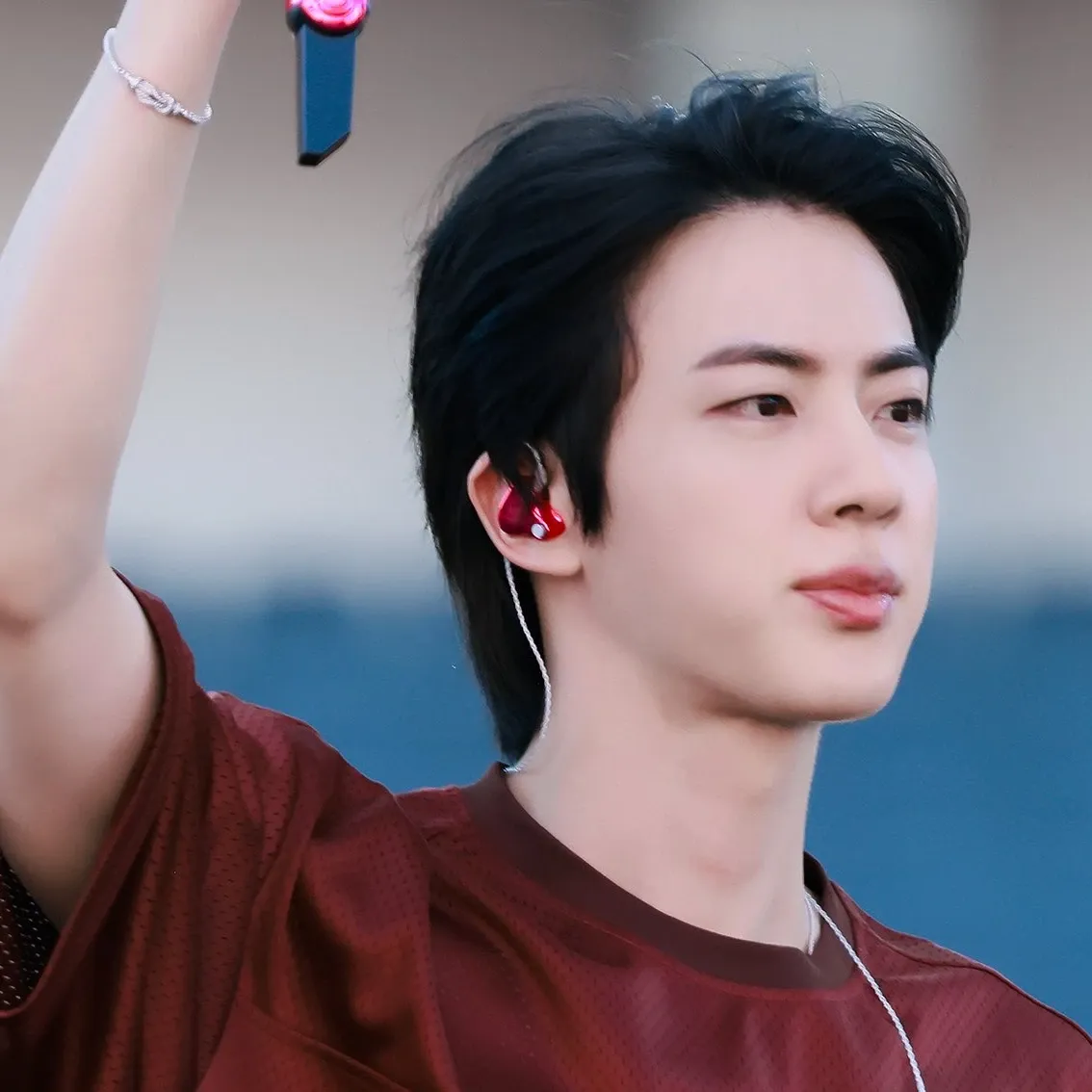 Potret di balik layar Jin (BTS)