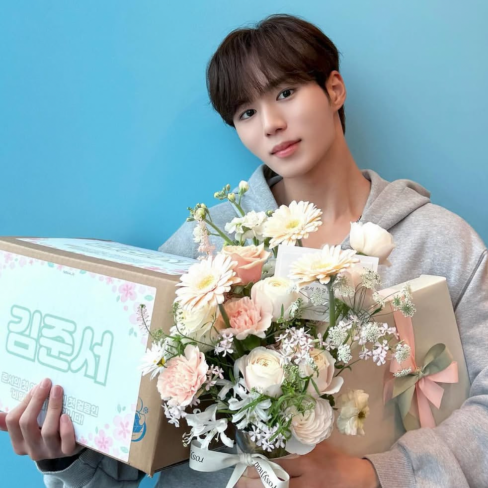 A moment captured by Kim Junseo (ALPHA DRIVE ONE)'s fan