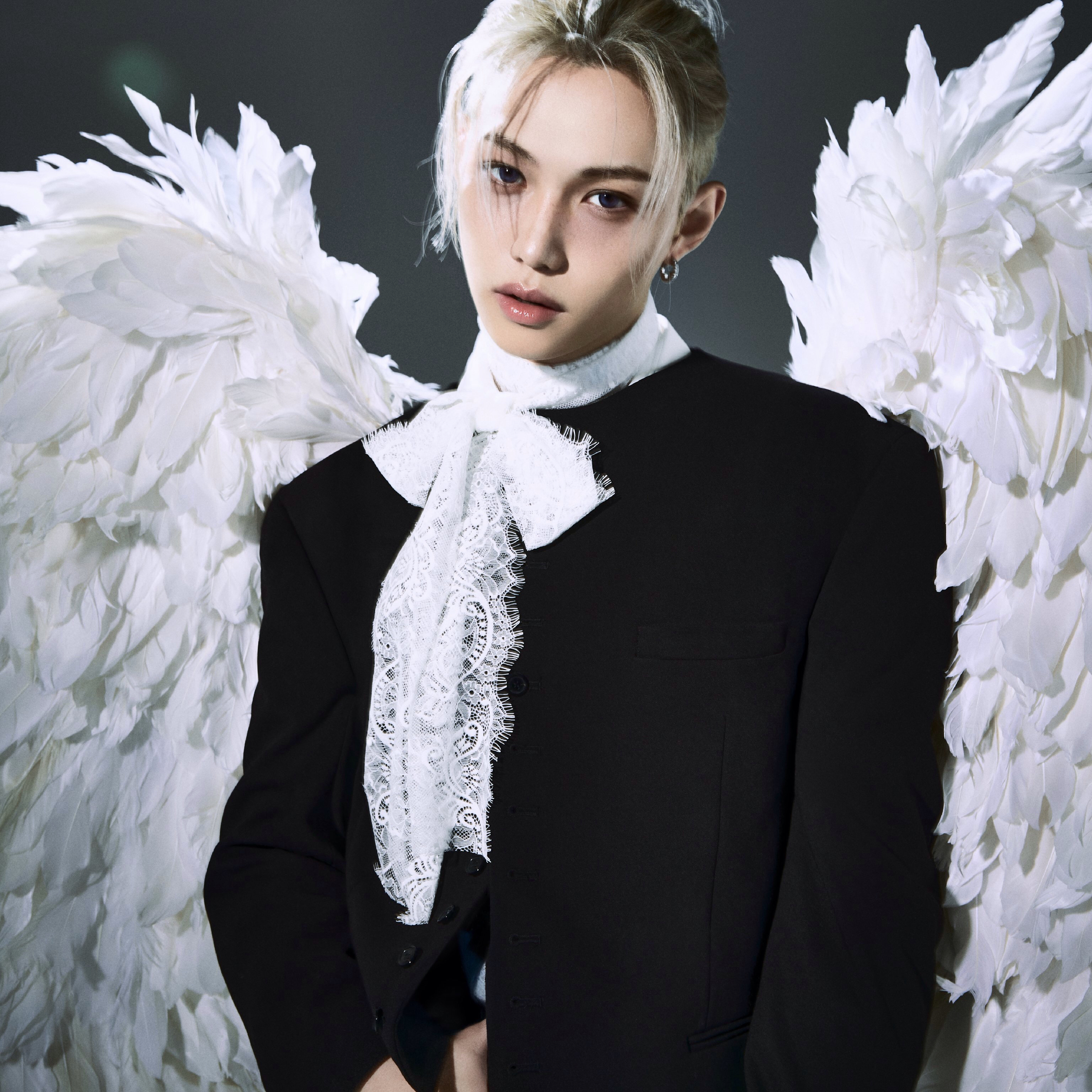 Behind-the-scenes cut of Felix (Stray Kids)