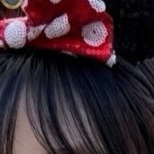 Chloe (cignature)的幕後花絮