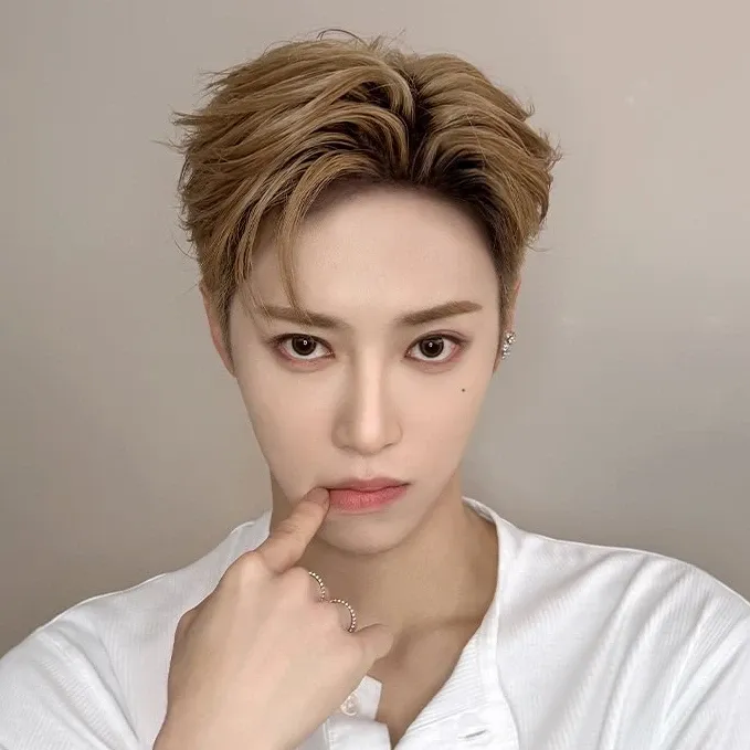 Latest photo of Arno (ALPHA DRIVE ONE)