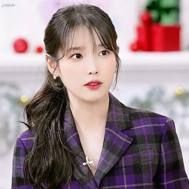 Potret di balik layar IU