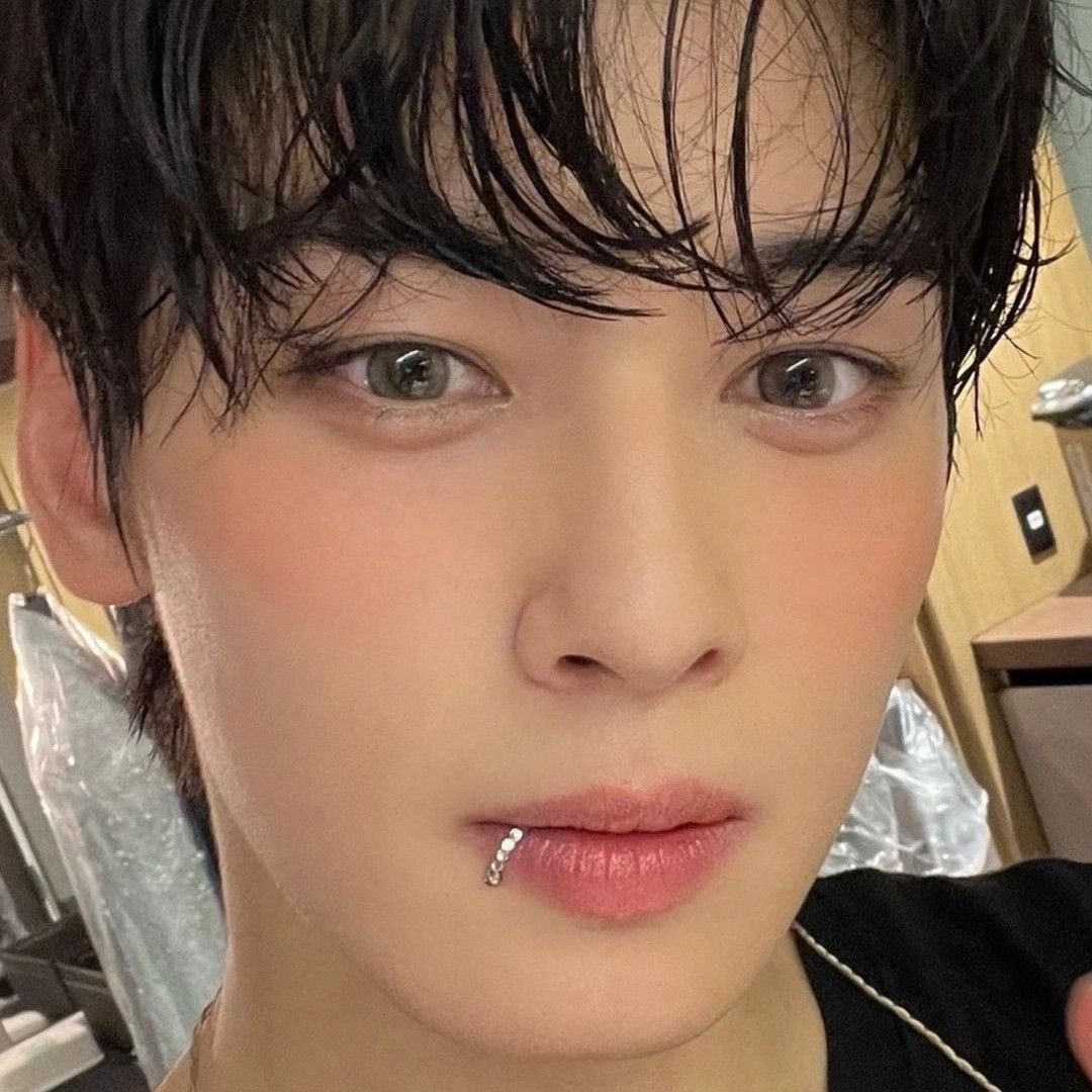 Behind-the-scenes cut of Eunwoo (ASTRO)