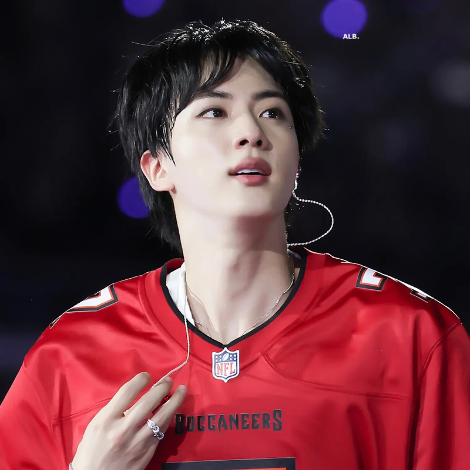 Potret di balik layar Jin (BTS)