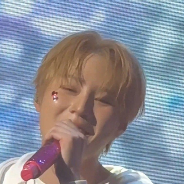 하성운의 최신 사진