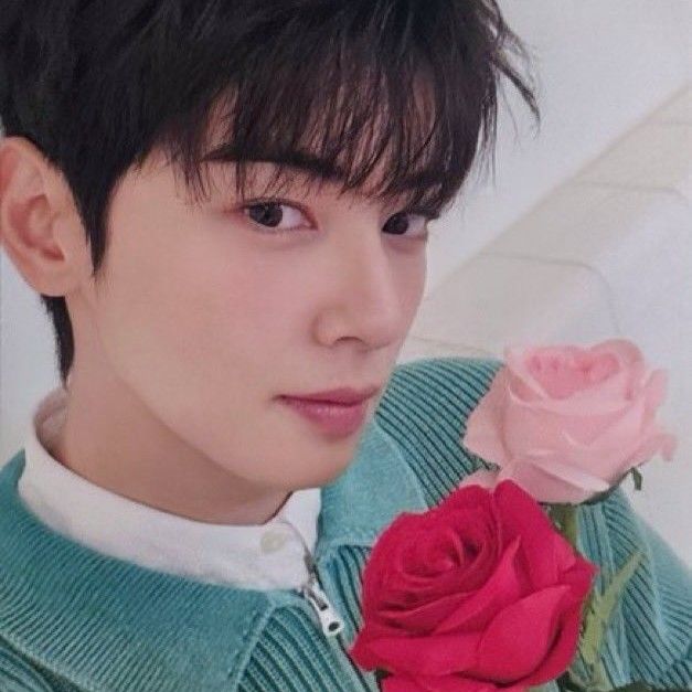 A moment captured by Eunwoo (ASTRO)'s fan