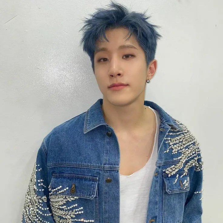 Behind-the-scenes cut of Jinjin (ASTRO)