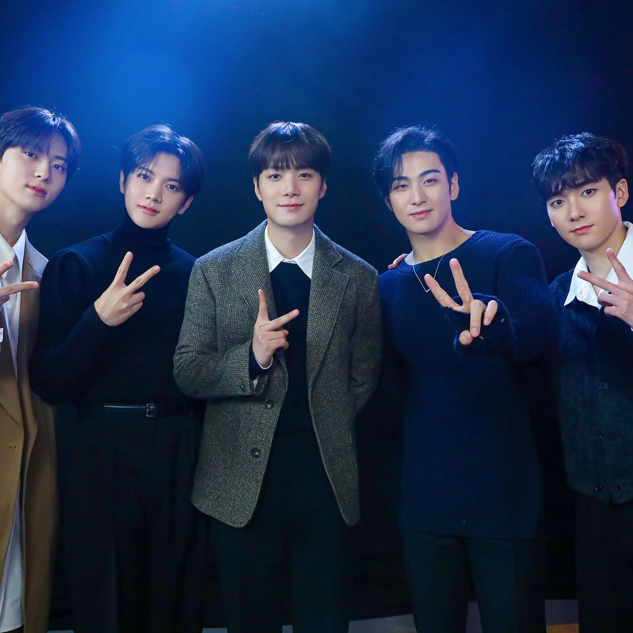 Latest photo of NU'EST