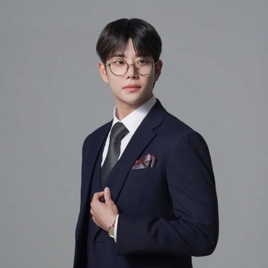 Latest photo of MJ (ASTRO)