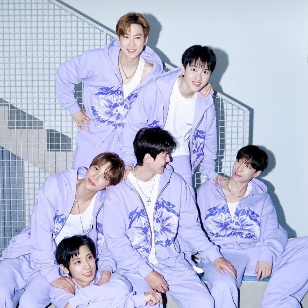 Foto aktivitas terbaru EXO