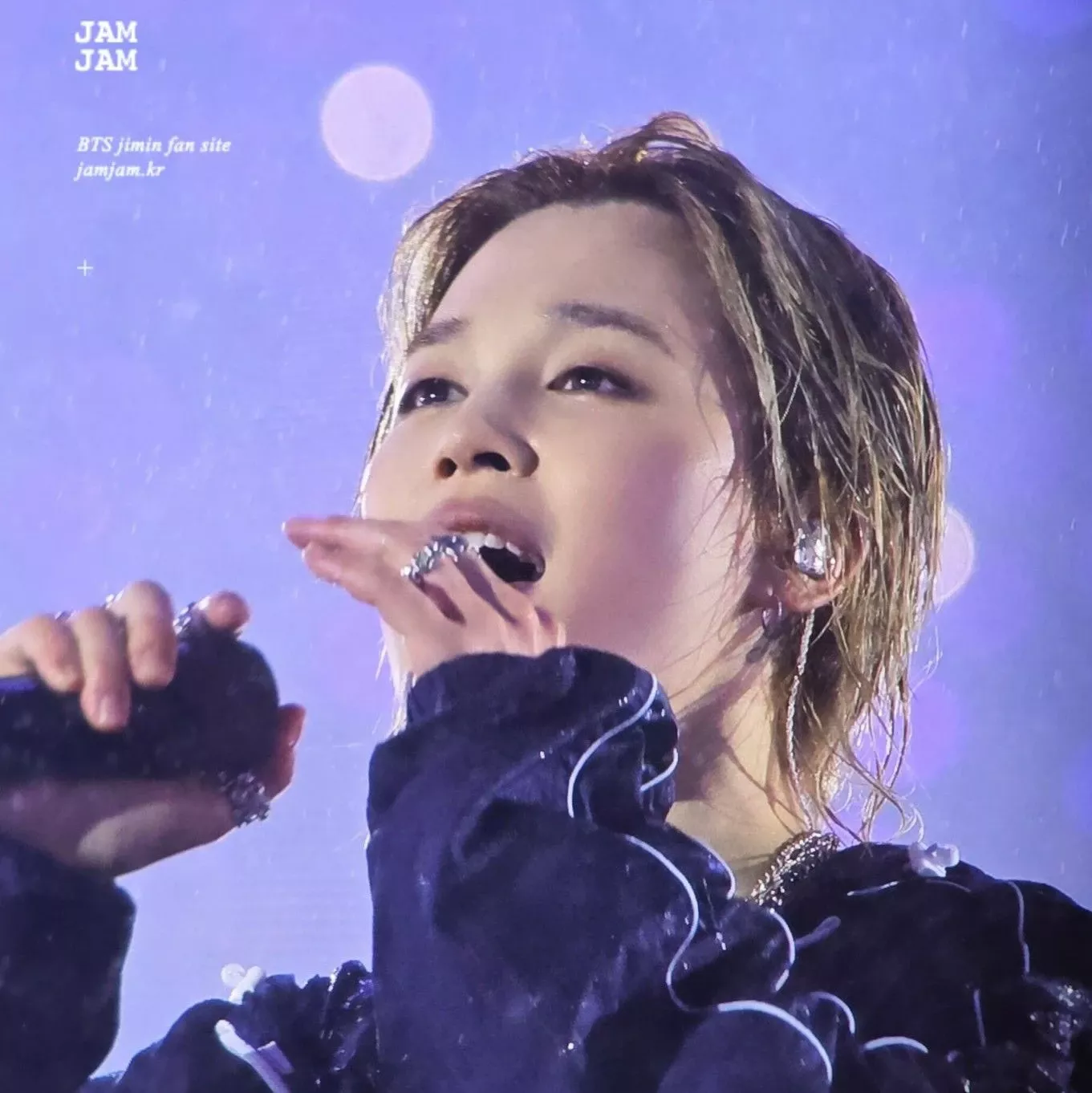 지민 (방탄소년단)의 최신 사진