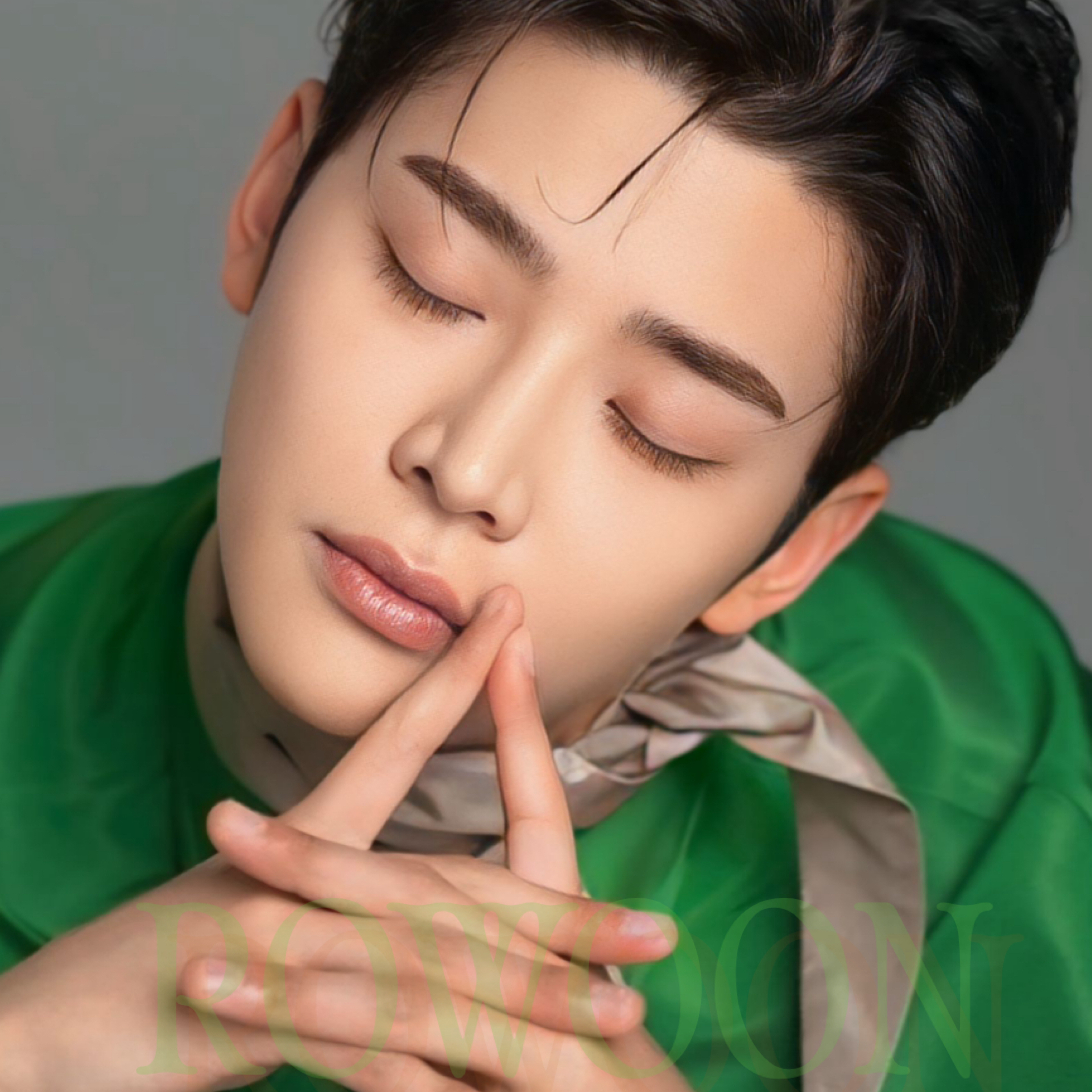로운의 비하인드 컷