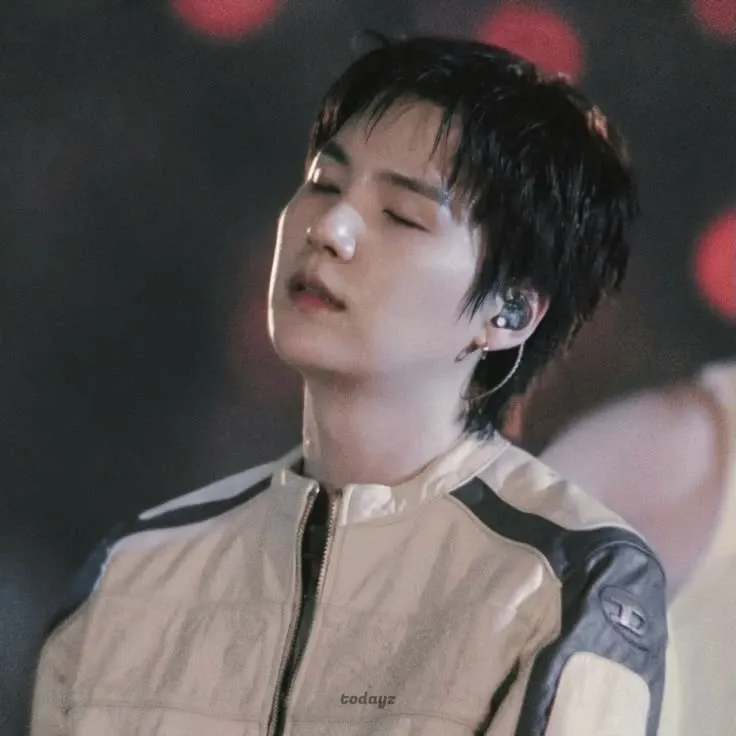 Potret di balik layar SUGA (BTS)