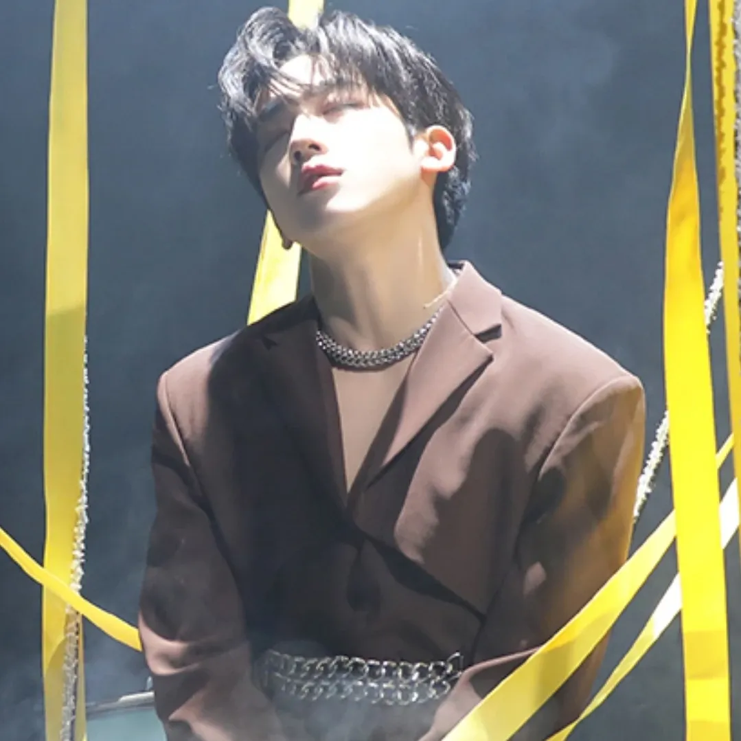 Behind-the-scenes cut of Kim Yohan (WEi)