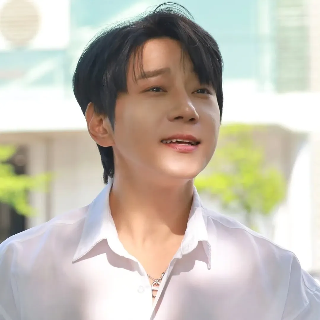 Momen yang diabadikan oleh penggemar Hwang Chiyeol