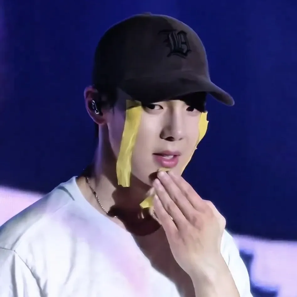 셔누 (몬스타엑스) 최근 활동샷