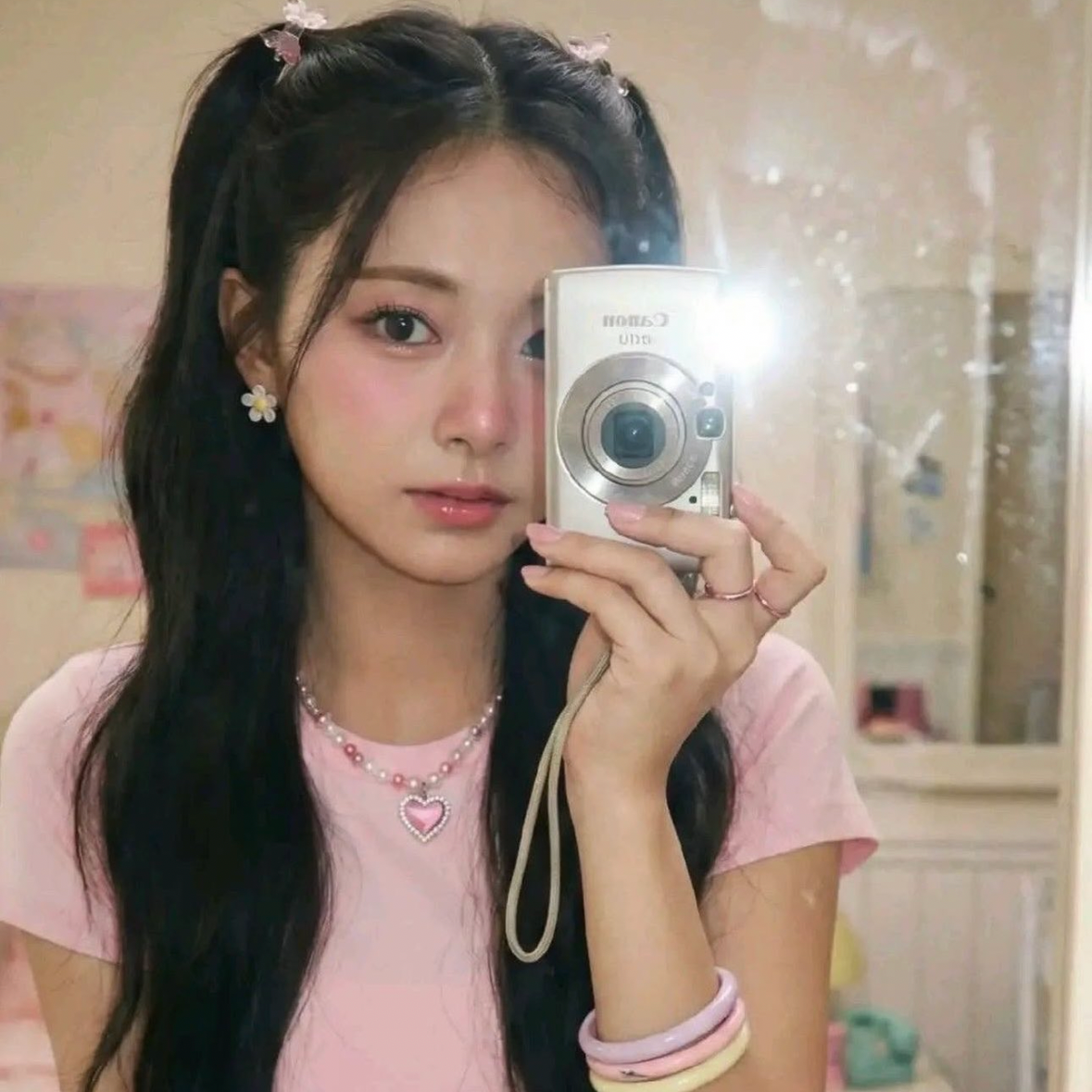 Foto terbaru Tzuyu (TWICE)