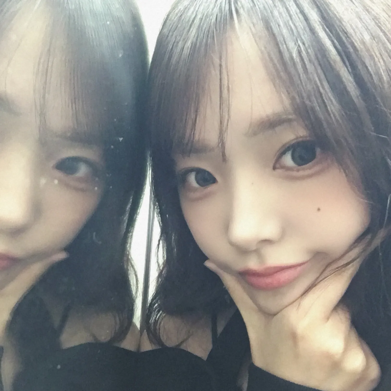 Behind-the-scenes cut of Siyeon (QWER)