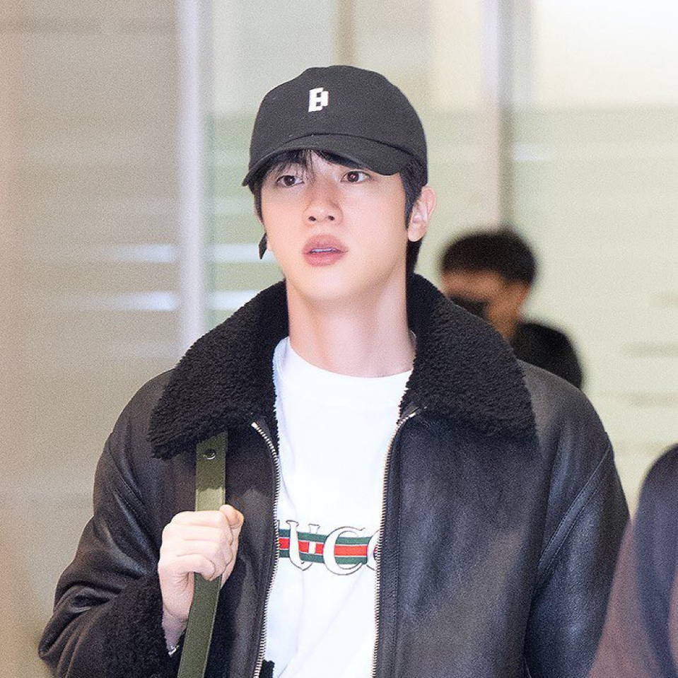 진 (방탄소년단)의 비하인드 컷