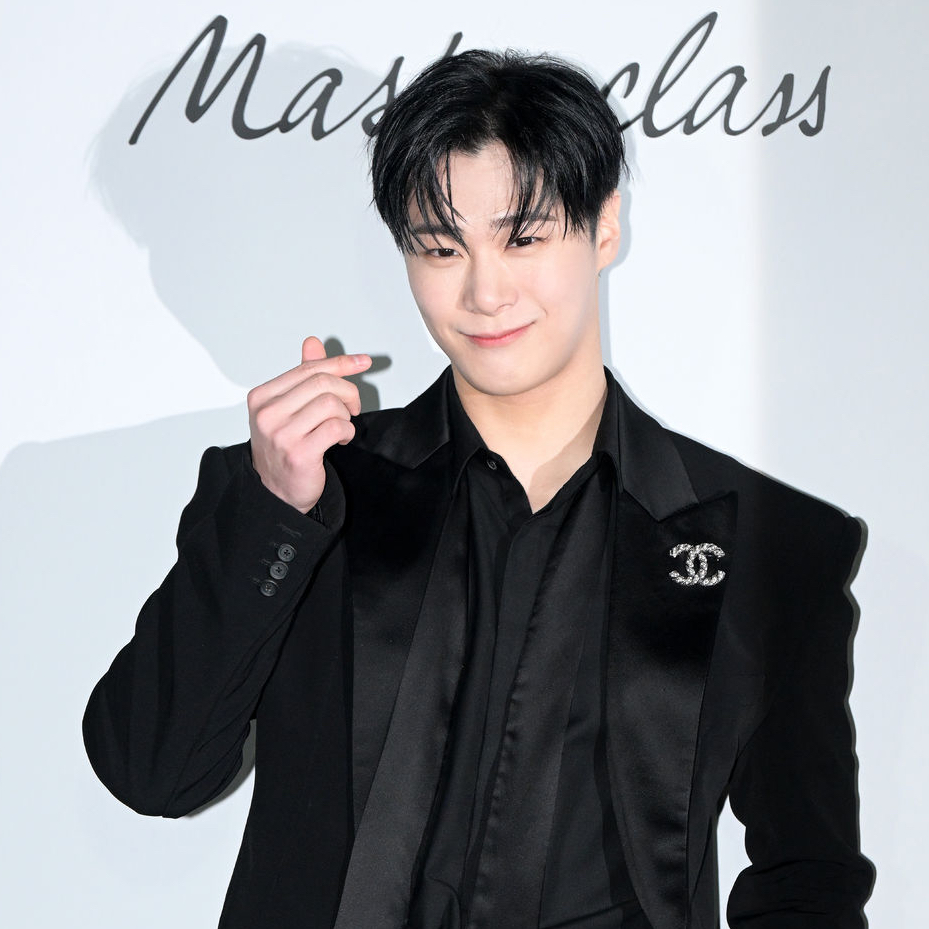 A moment captured by Moonbin (ASTRO)'s fan