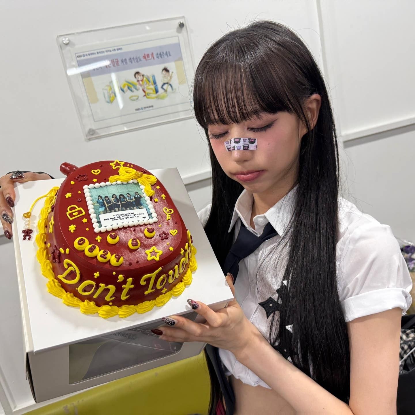 A moment captured by SECRET NUMBER's fan