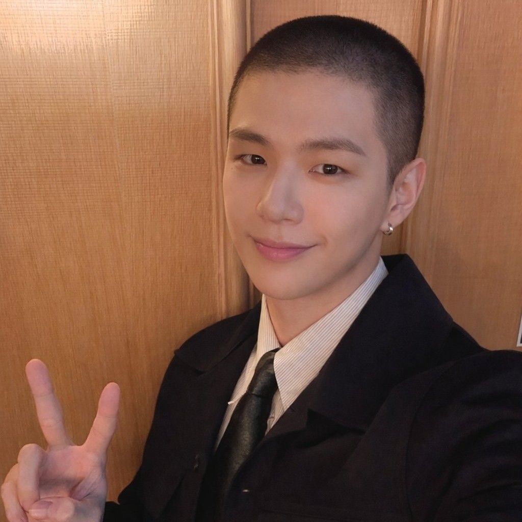 강다니엘 최근 활동샷