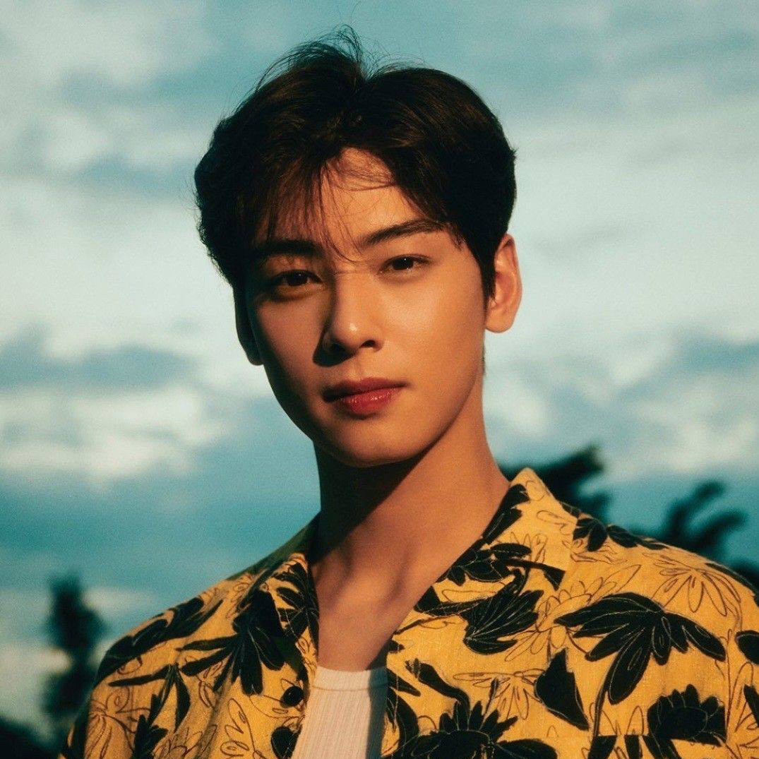 Latest photo of Eunwoo (ASTRO)