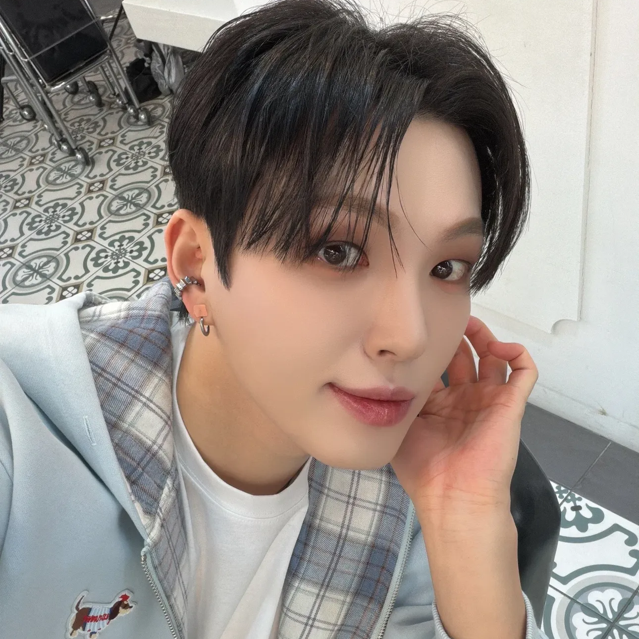 Behind-the-scenes cut of HEECHAN (DKB)