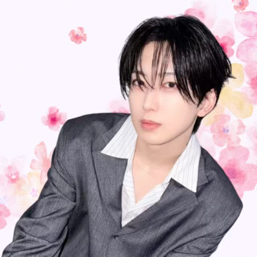 Recent activity shot of Fuma (&TEAM)