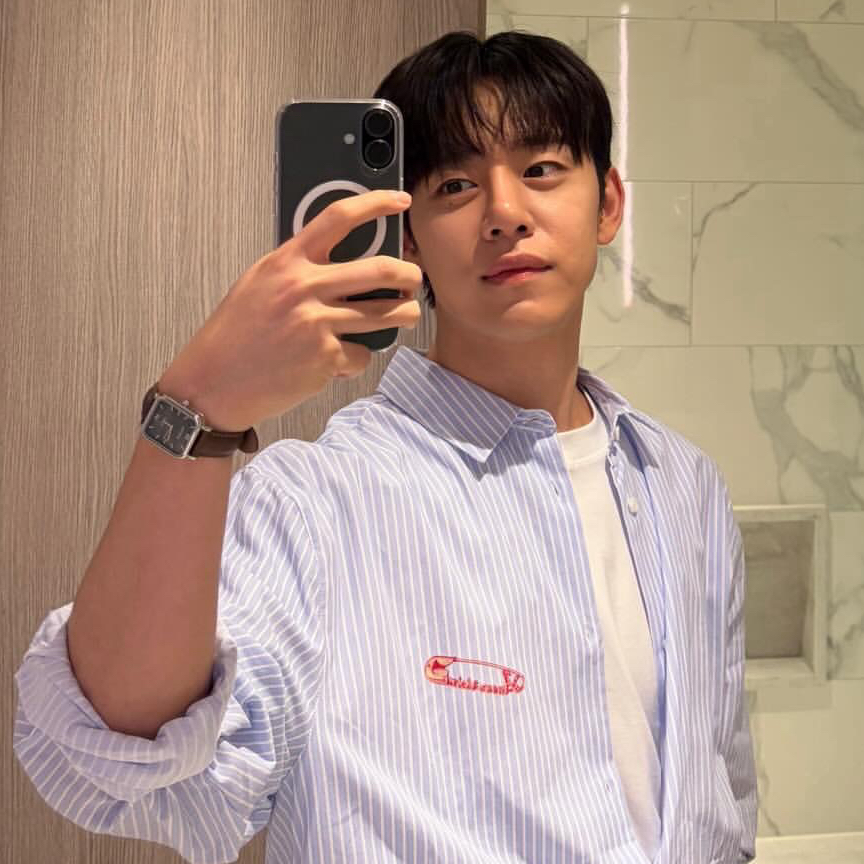 A moment captured by Daehyun (B.A.P)'s fan