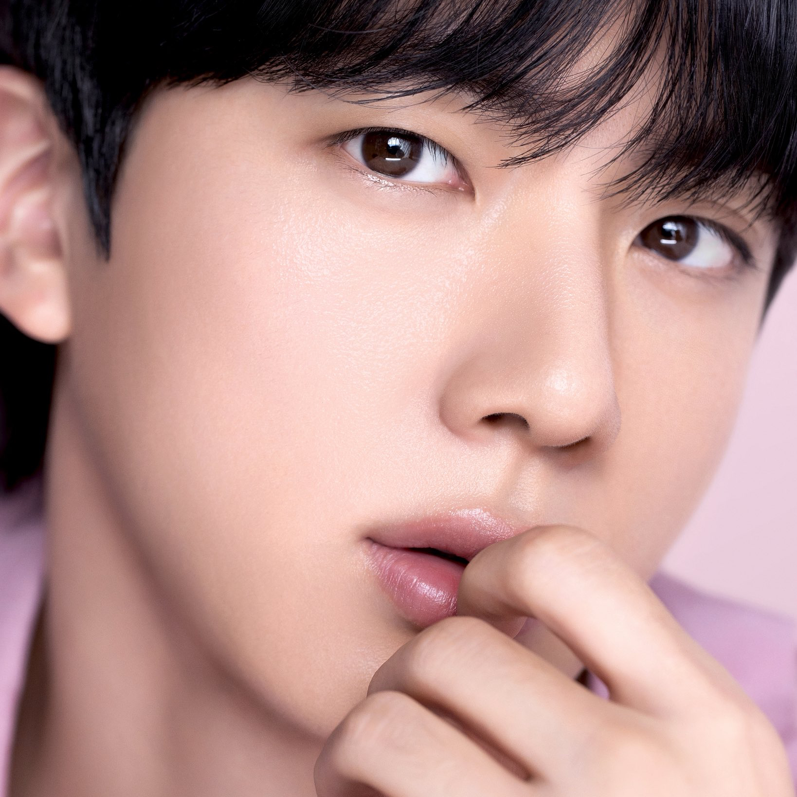 Latest photo of Jin (BTS)