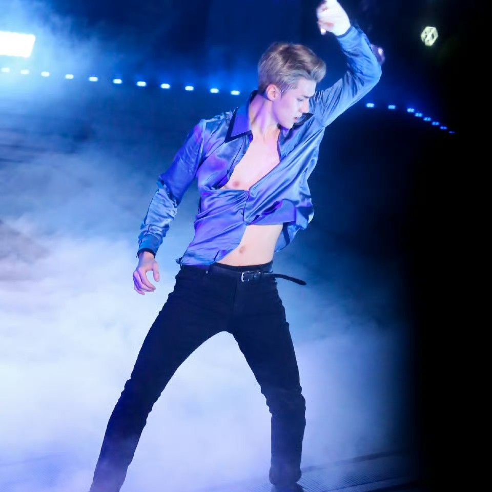 세훈 (EXO)의 최신 사진