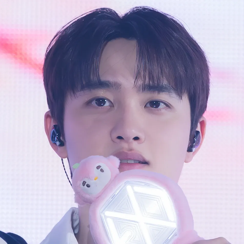 A moment captured by D.O. (EXO)'s fan