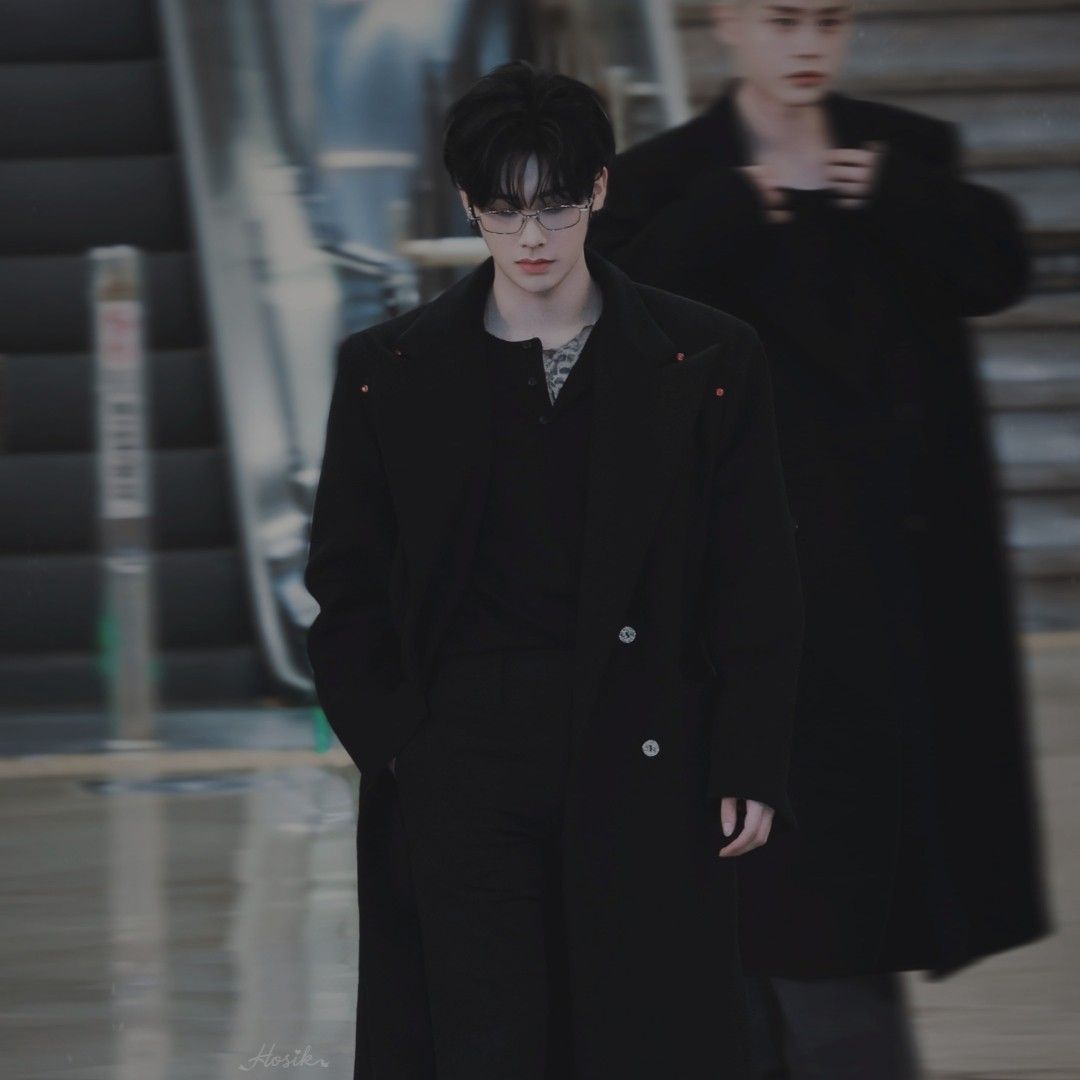 A moment captured by Ricky (ZEROBASEONE)'s fan