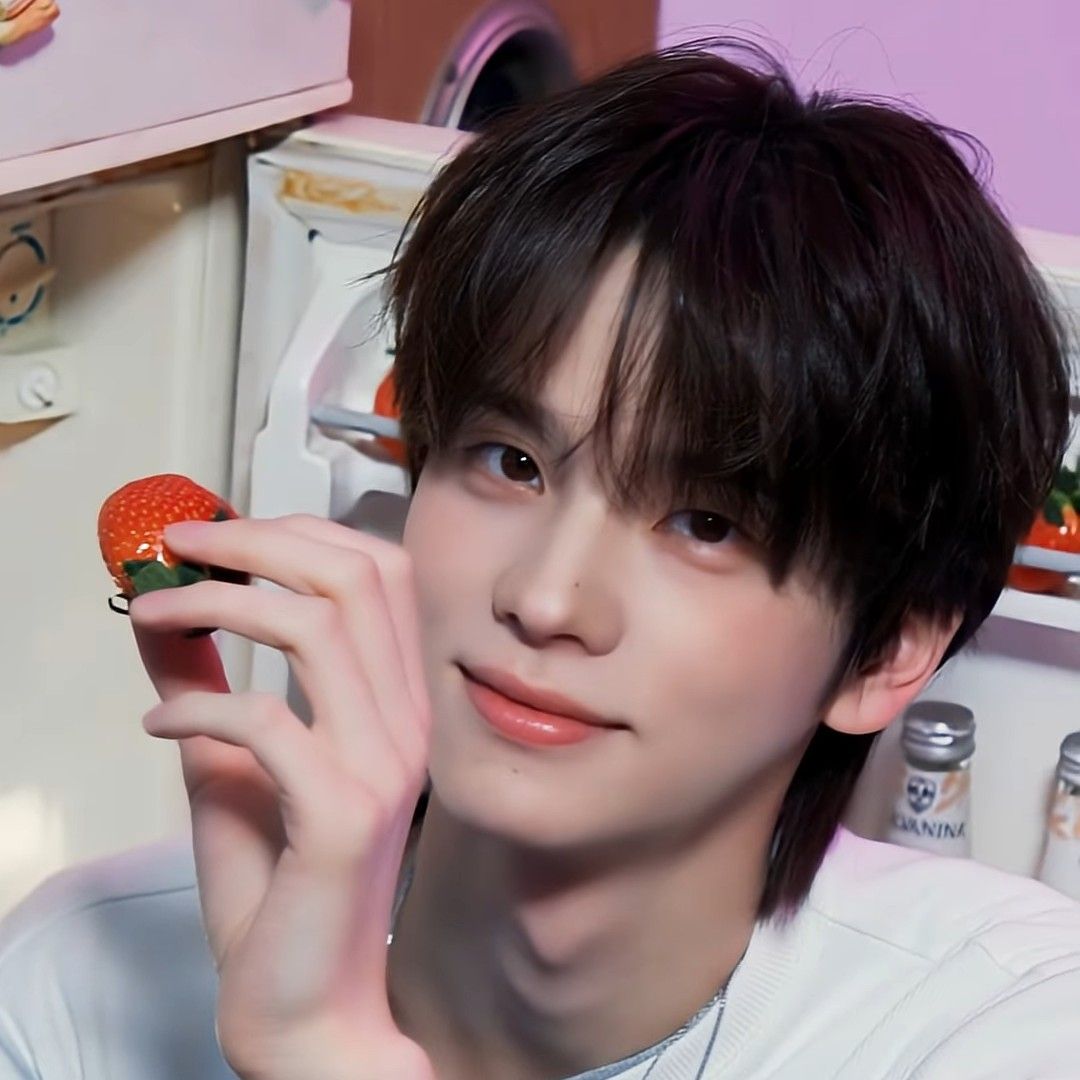 Foto terbaru Shinyu (TWS)