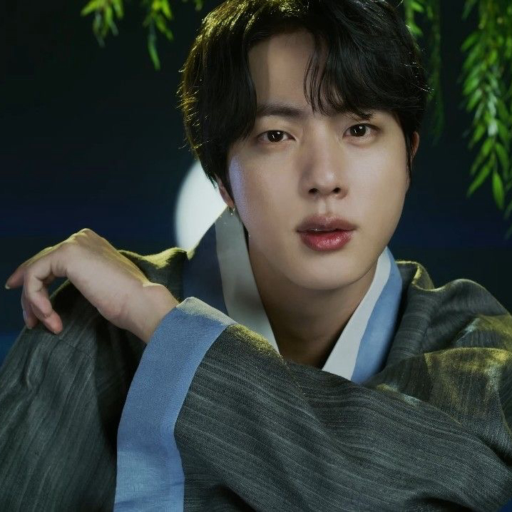 진 (방탄소년단)의 최신 사진