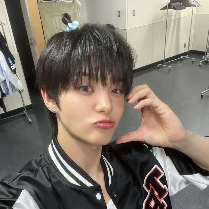 Recent activity shot of Jihoon (TREASURE)