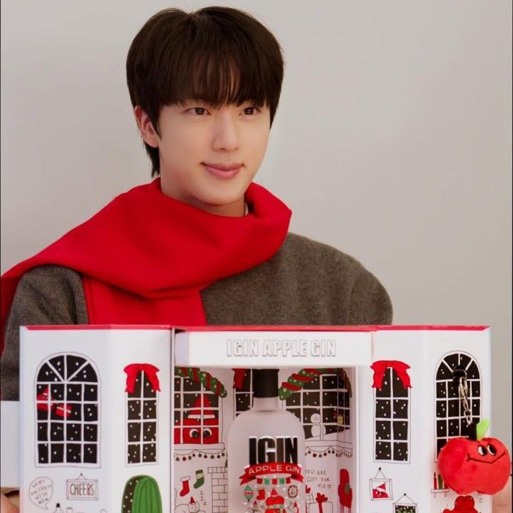 Behind-the-scenes cut of Jin (BTS)