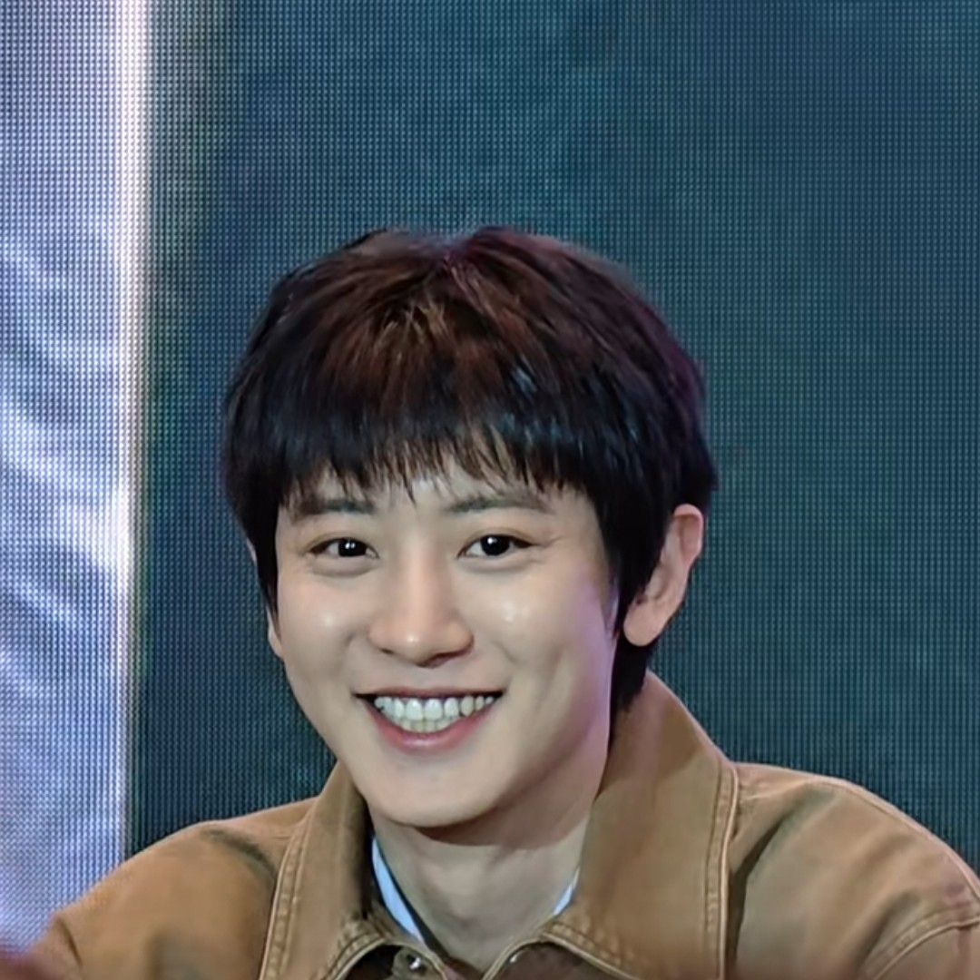 燦烈 (EXO)的最新活動照片