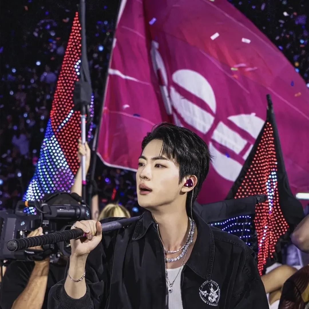 Potret di balik layar Jin (BTS)