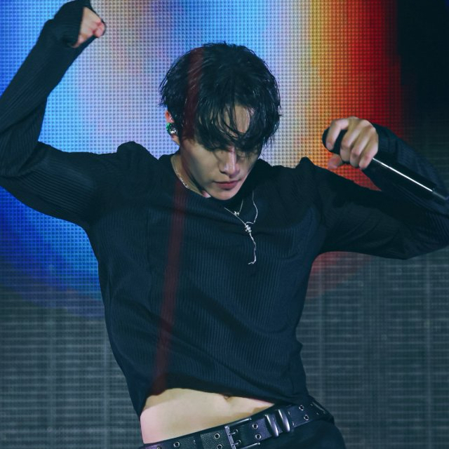 Latest photo of Junho (2PM)