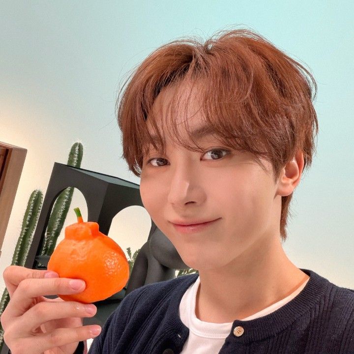 Latest photo of SEVENTEEN