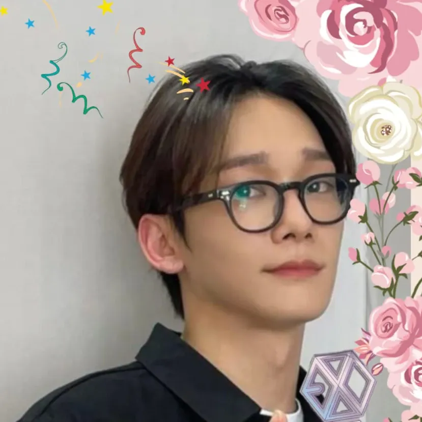 Recent activity shot of Chen (EXO)