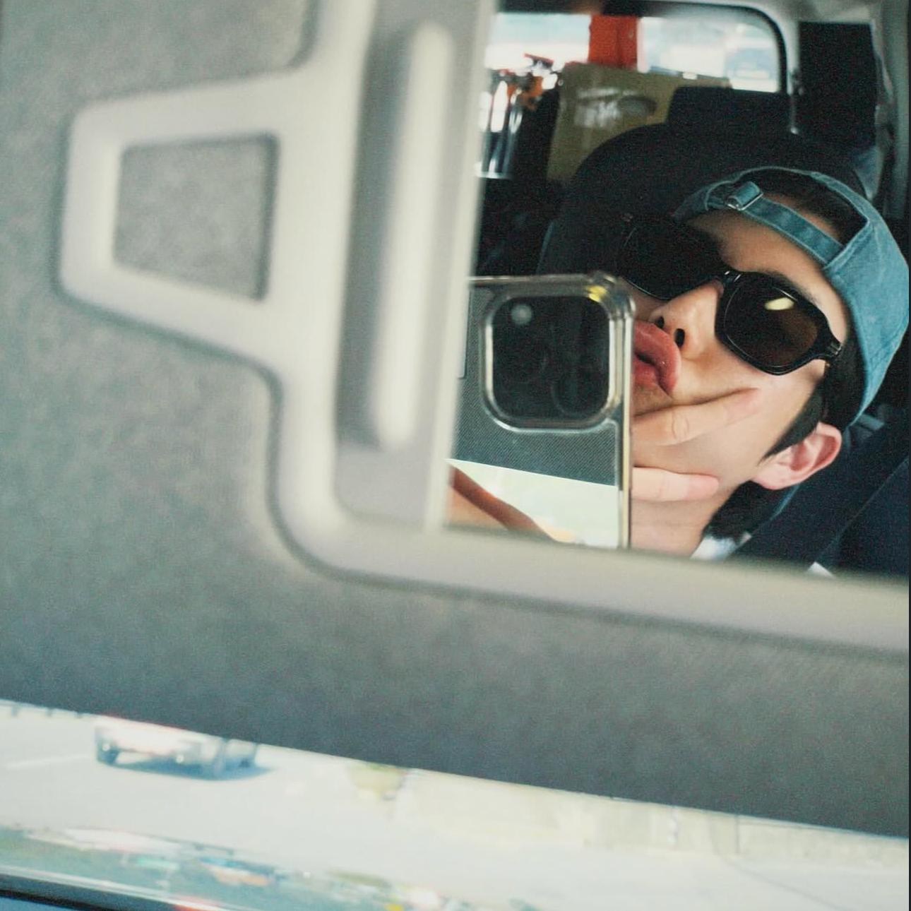 Latest photo of MJ (ASTRO)