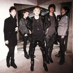 Recent activity shot of SHINee