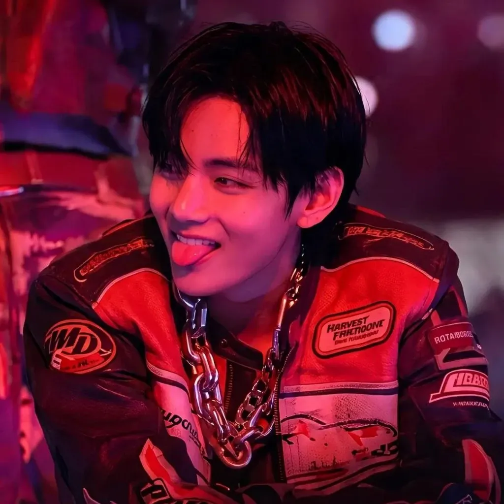 Foto aktivitas terbaru V (BTS)