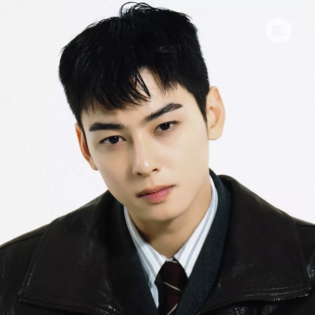 Latest photo of Eunwoo (ASTRO)