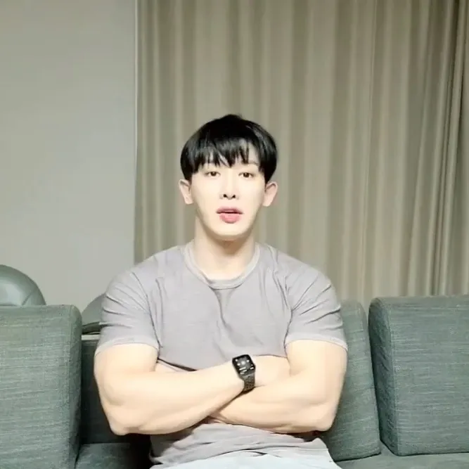 Behind-the-scenes cut of Wonho